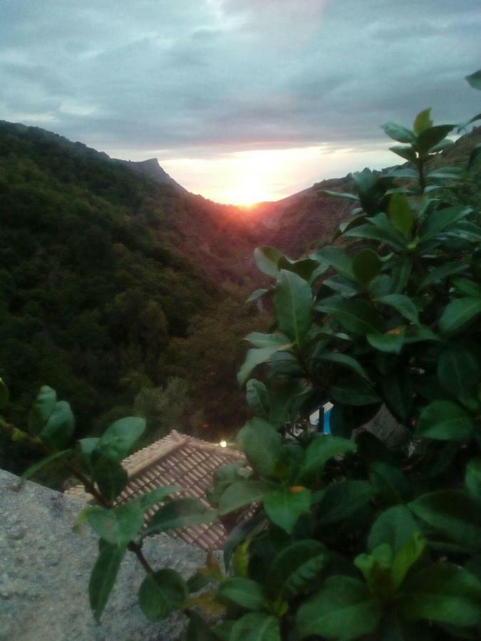 Gasthaus Cortijo La Solana Guejar Sierra Exterior foto